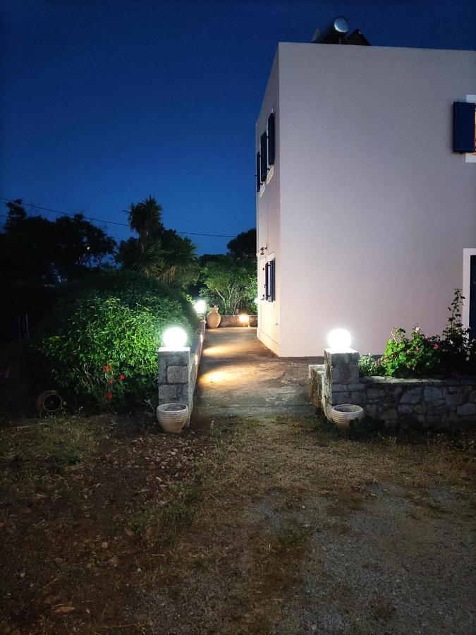 Vretti'S House Villa Fratsia Exterior foto